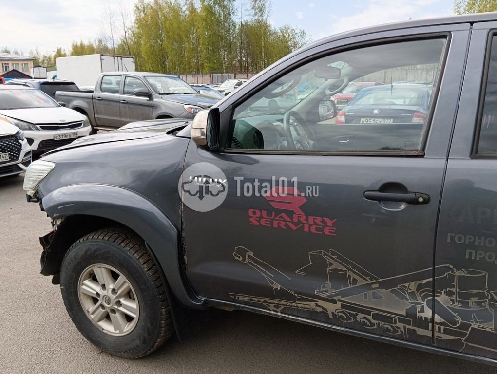 Фото Toyota Hilux 58