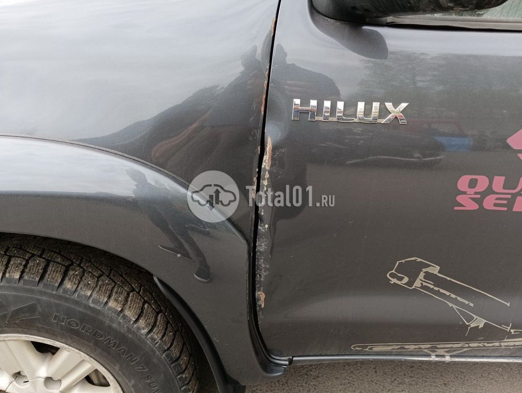 Фото Toyota Hilux 64