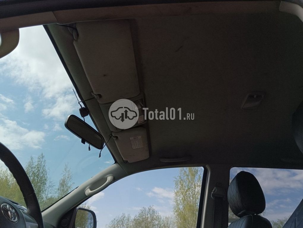 Фото Toyota Hilux 108