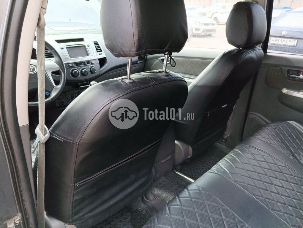 Фото Toyota Hilux 120