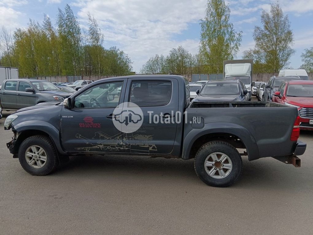 Фото Toyota Hilux 134