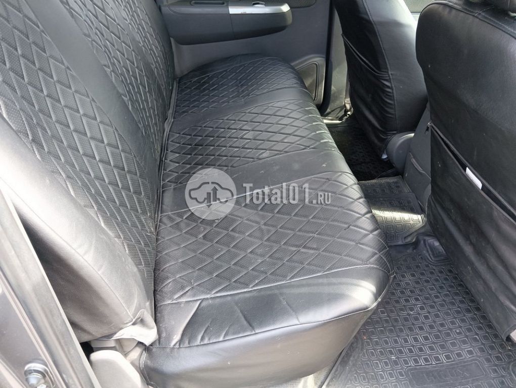 Фото Toyota Hilux 152