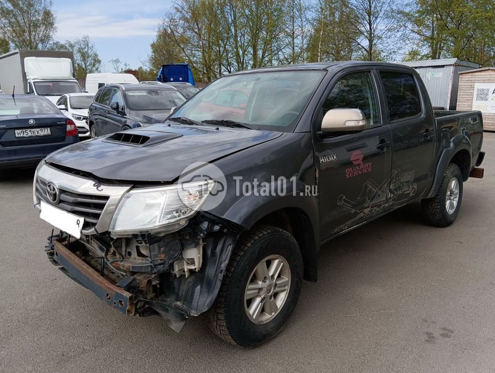 Фото Toyota Hilux 156