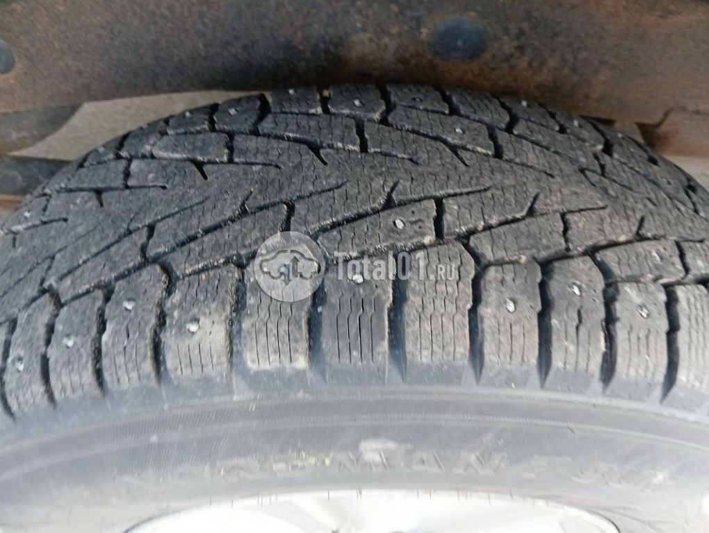 Фото Toyota Hilux 180