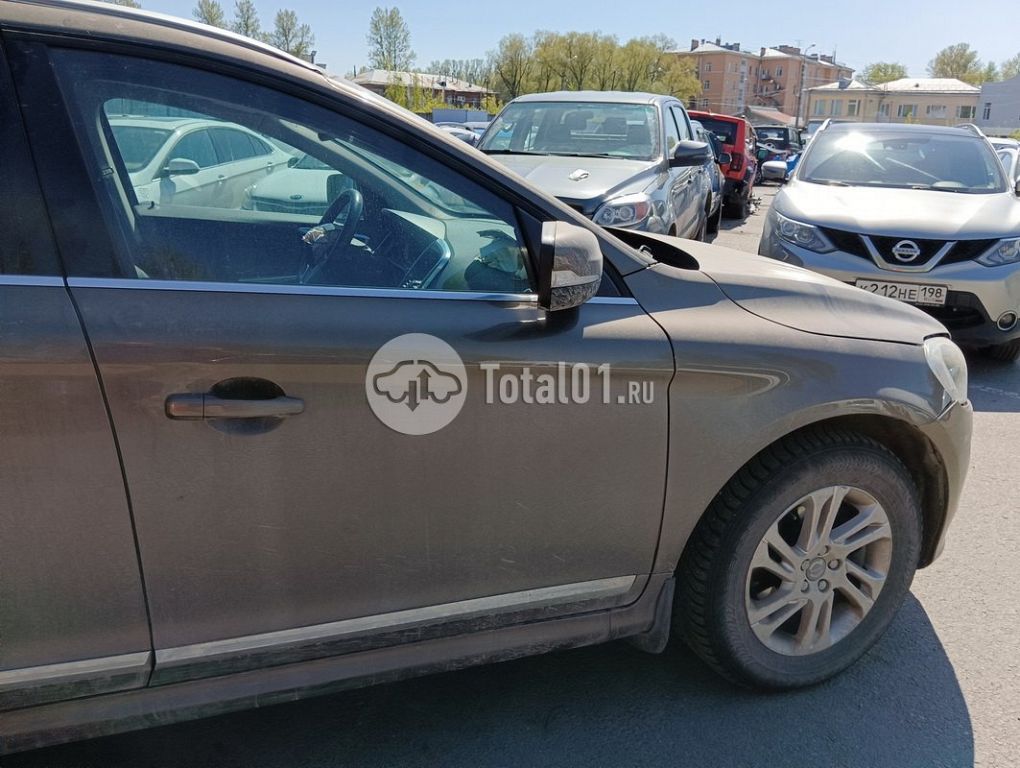 Фото Volvo XC60 20
