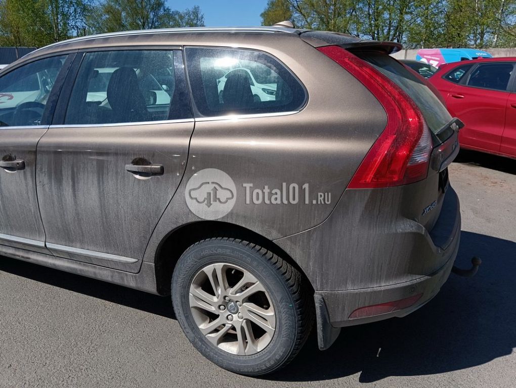 Фото Volvo XC60 30