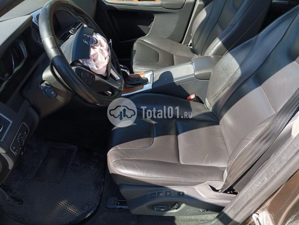 Фото Volvo XC60 60
