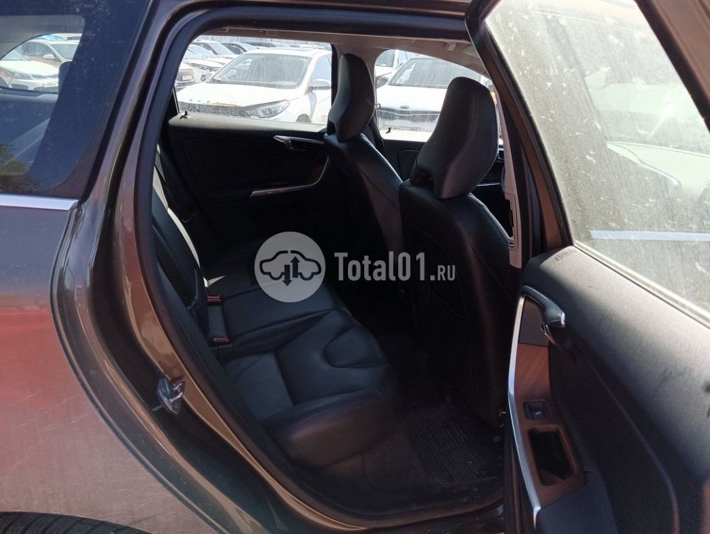 Фото Volvo XC60 110