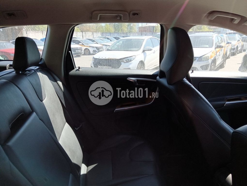 Фото Volvo XC60 118