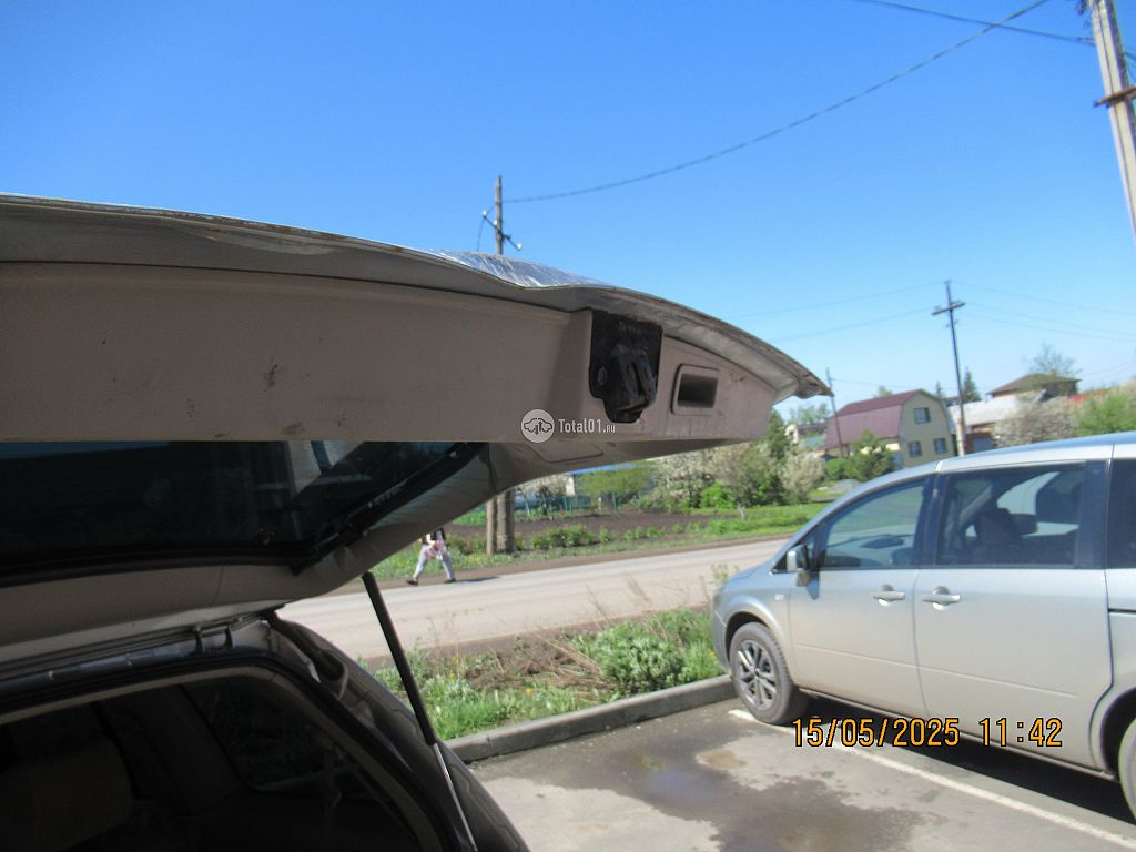 Фото Nissan Liberty 60