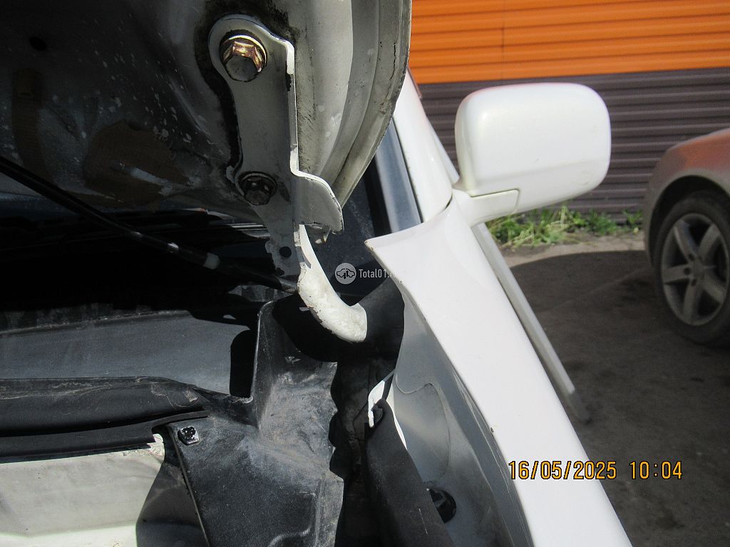 Фото Toyota Brevis 98
