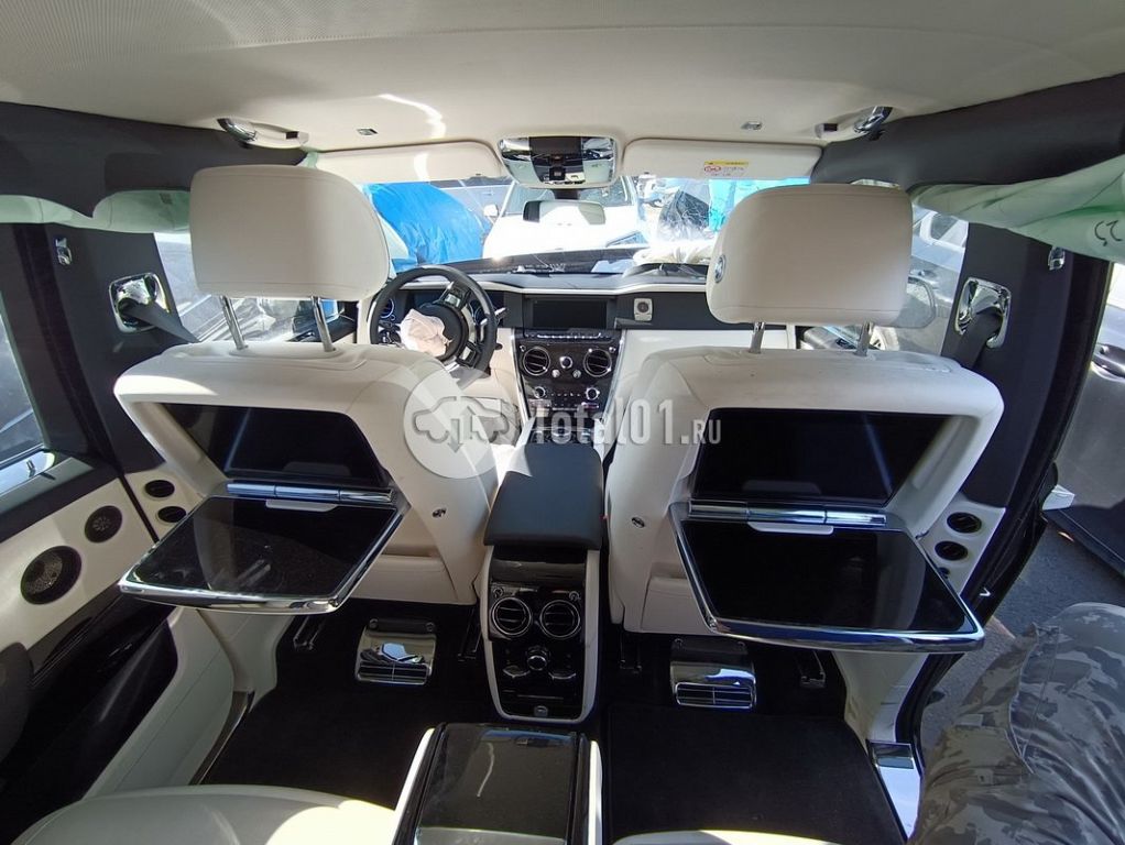 Фото Rolls-Royce Cullinan 58