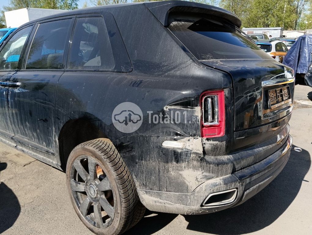Фото Rolls-Royce Cullinan 236