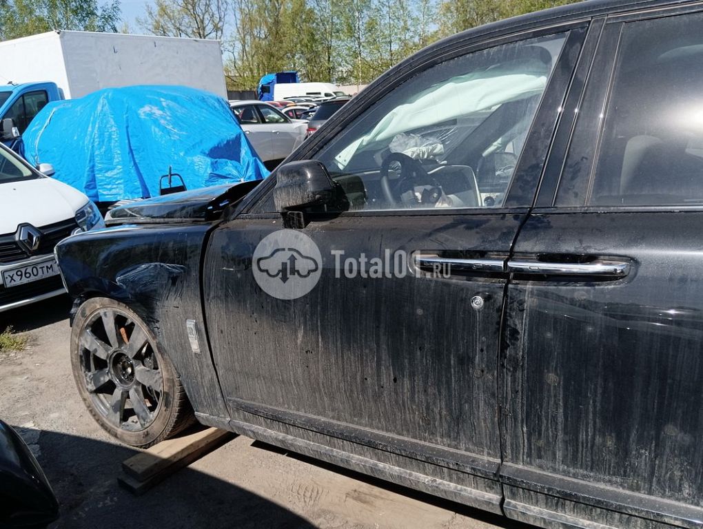 Фото Rolls-Royce Cullinan 248