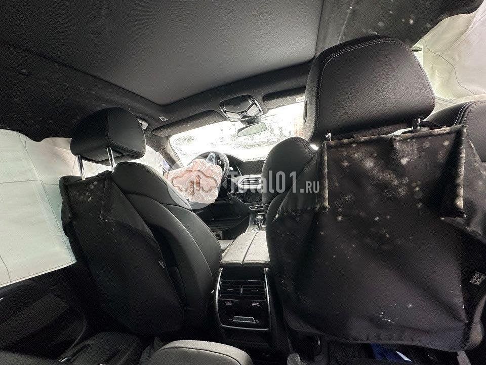 Фото BMW X7 14