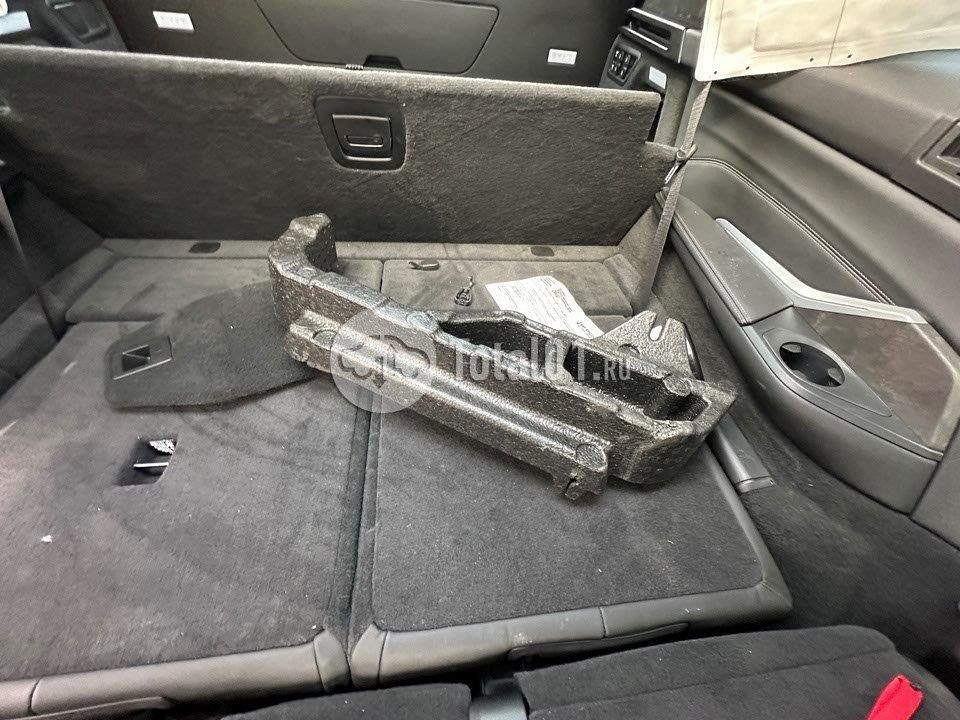 Фото BMW X7 22
