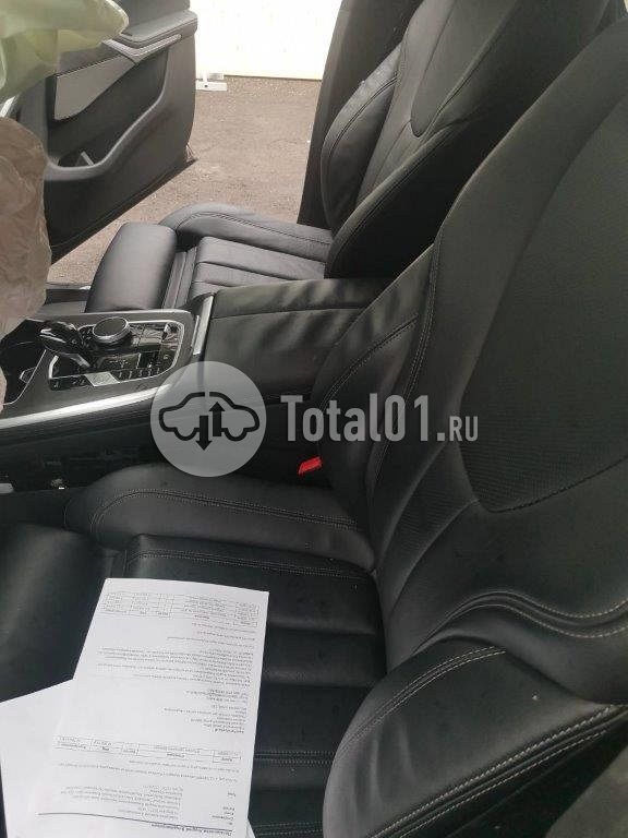 Фото BMW X7 496