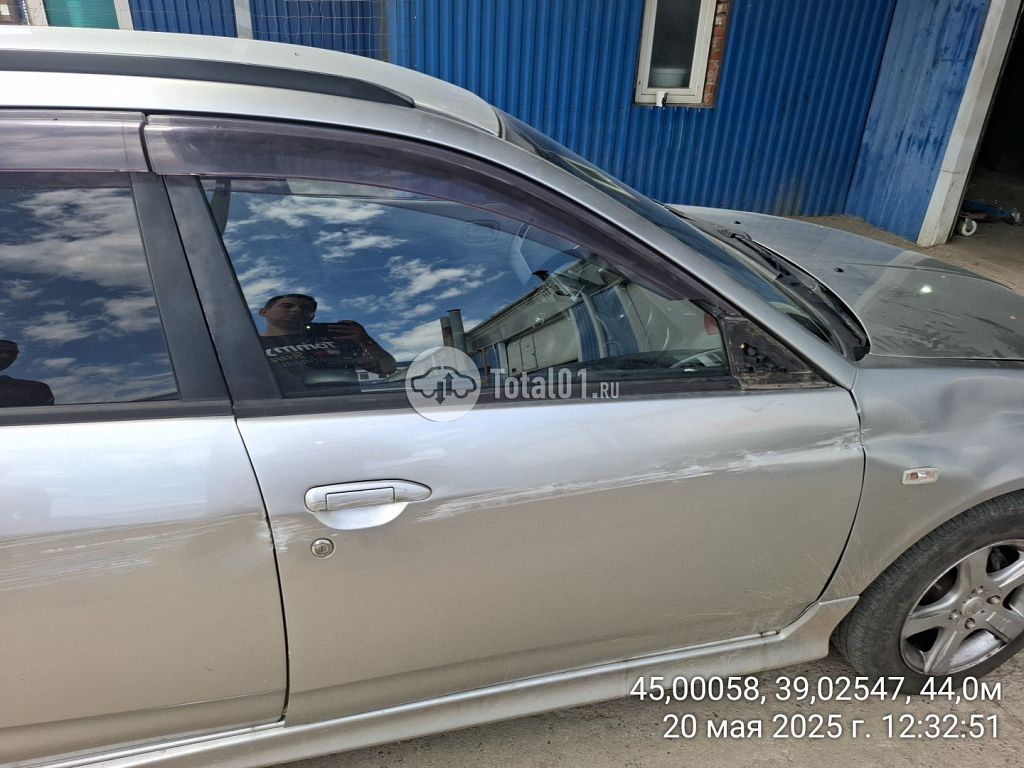 Фото Nissan Wingroad 64