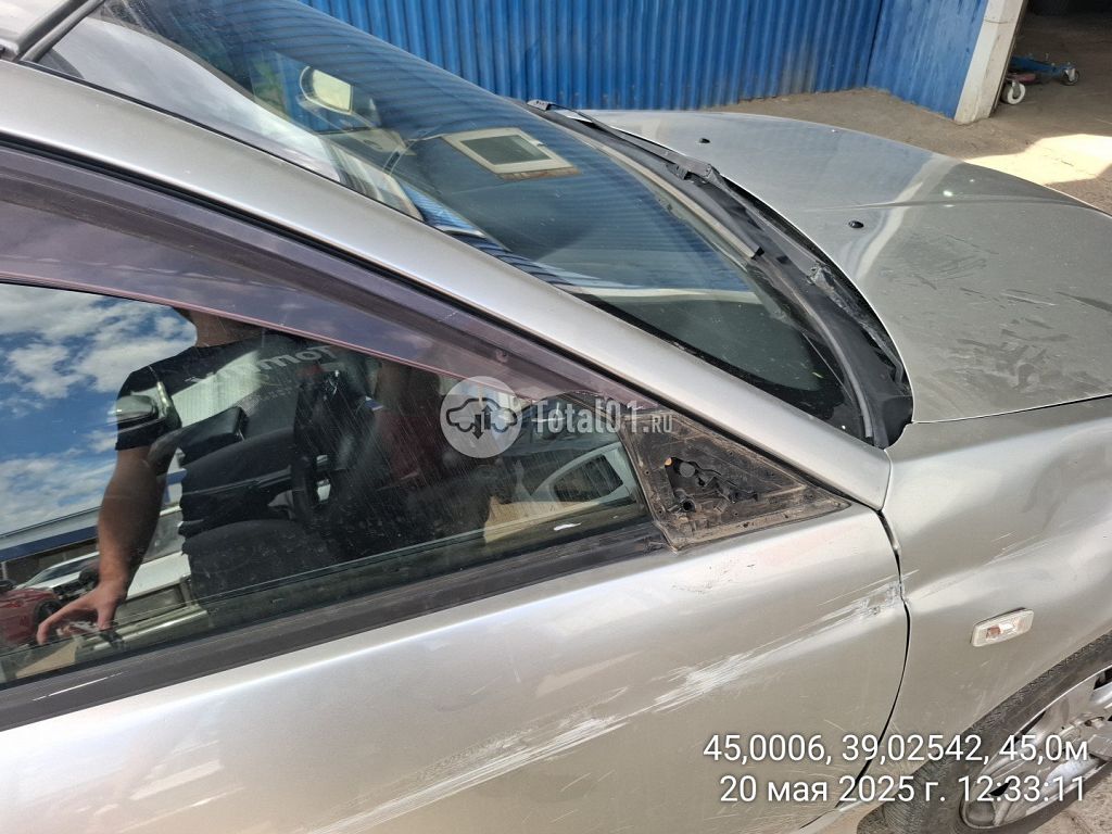 Фото Nissan Wingroad 76