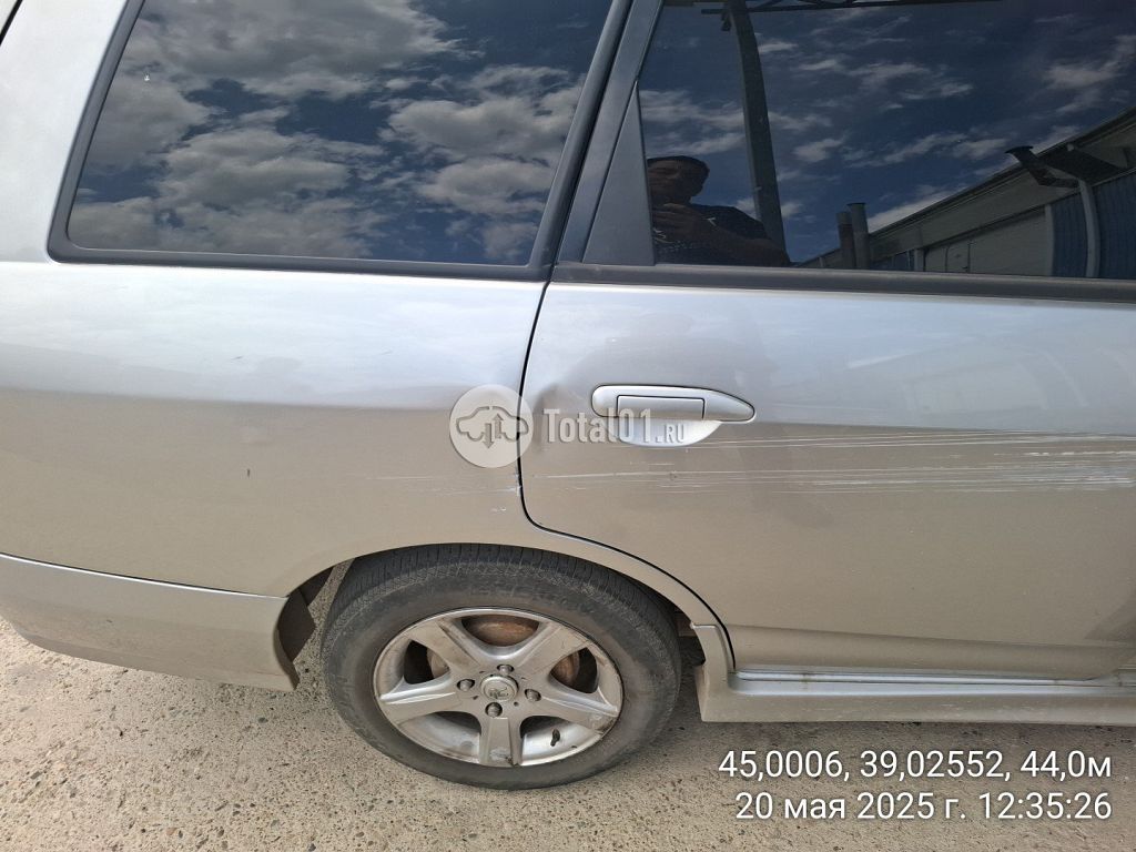 Фото Nissan Wingroad 128