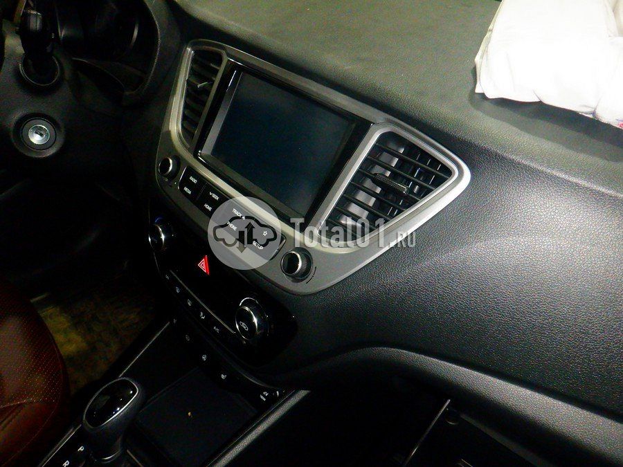 Фото Hyundai Solaris 30