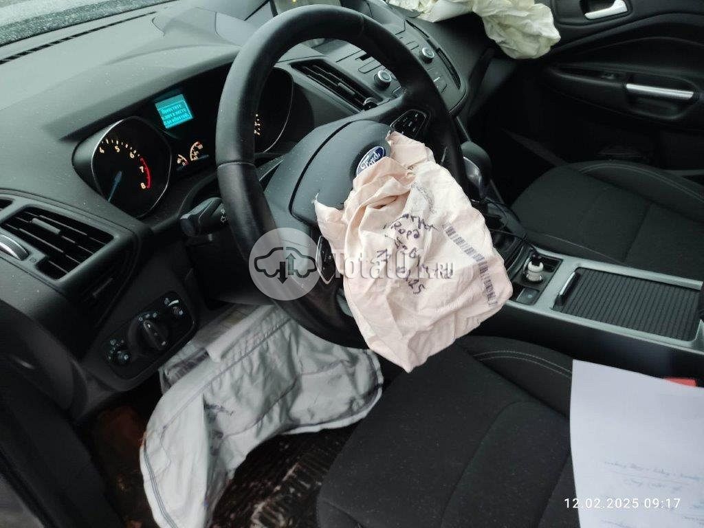 Фото Ford Kuga 218