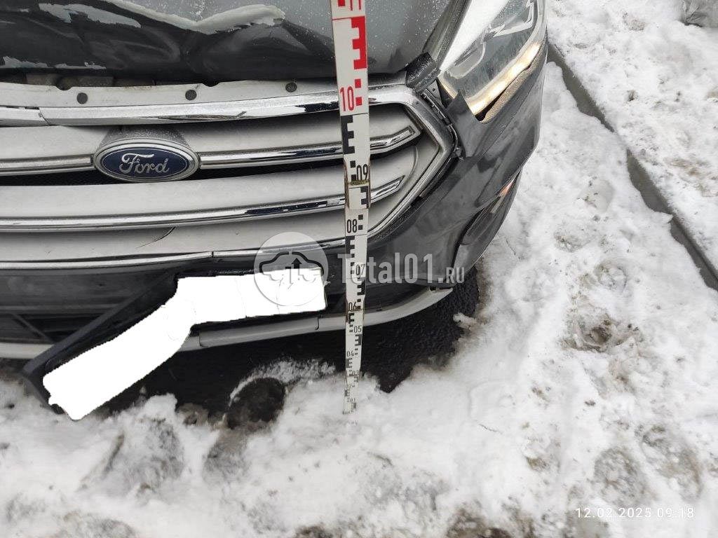 Фото Ford Kuga 250
