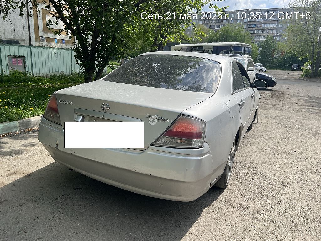 Фото Nissan Gloria 8