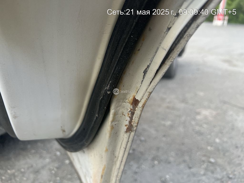 Фото Mitsubishi Diamante 60