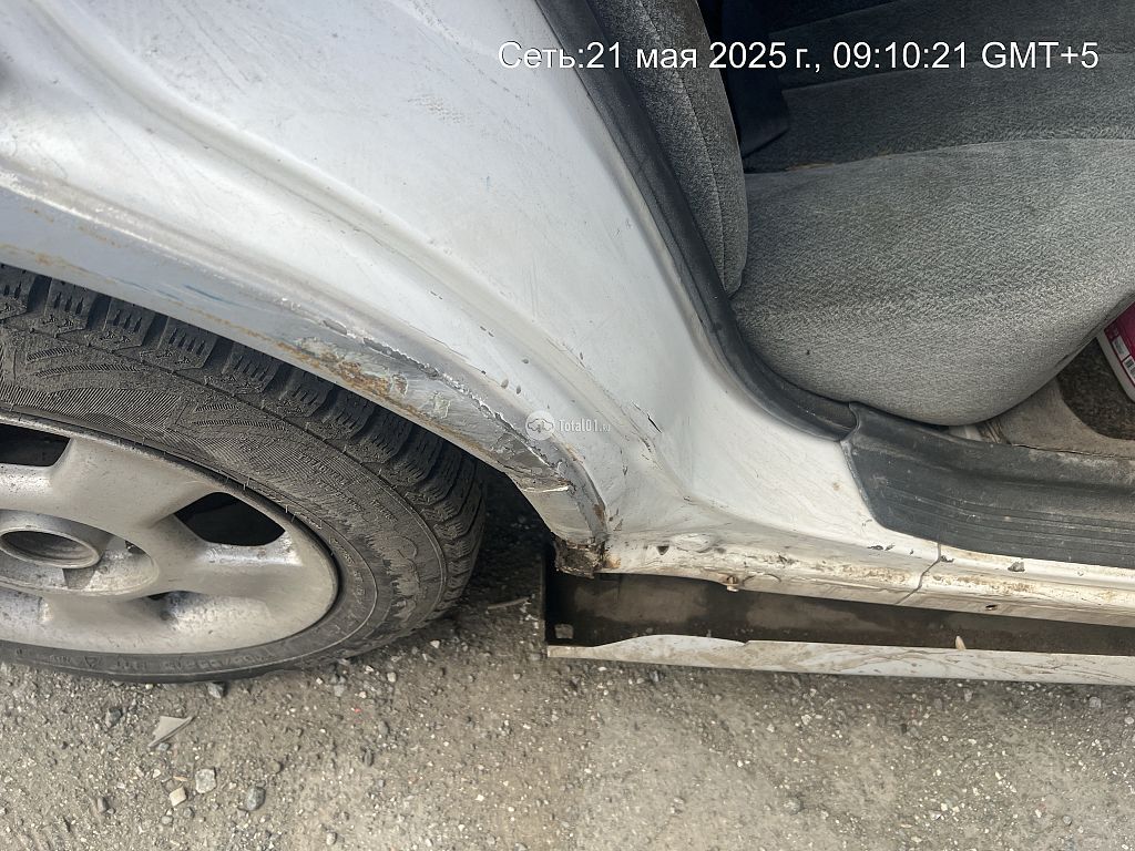 Фото Mitsubishi Diamante 66