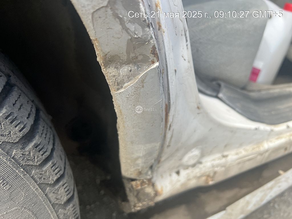 Фото Mitsubishi Diamante 76