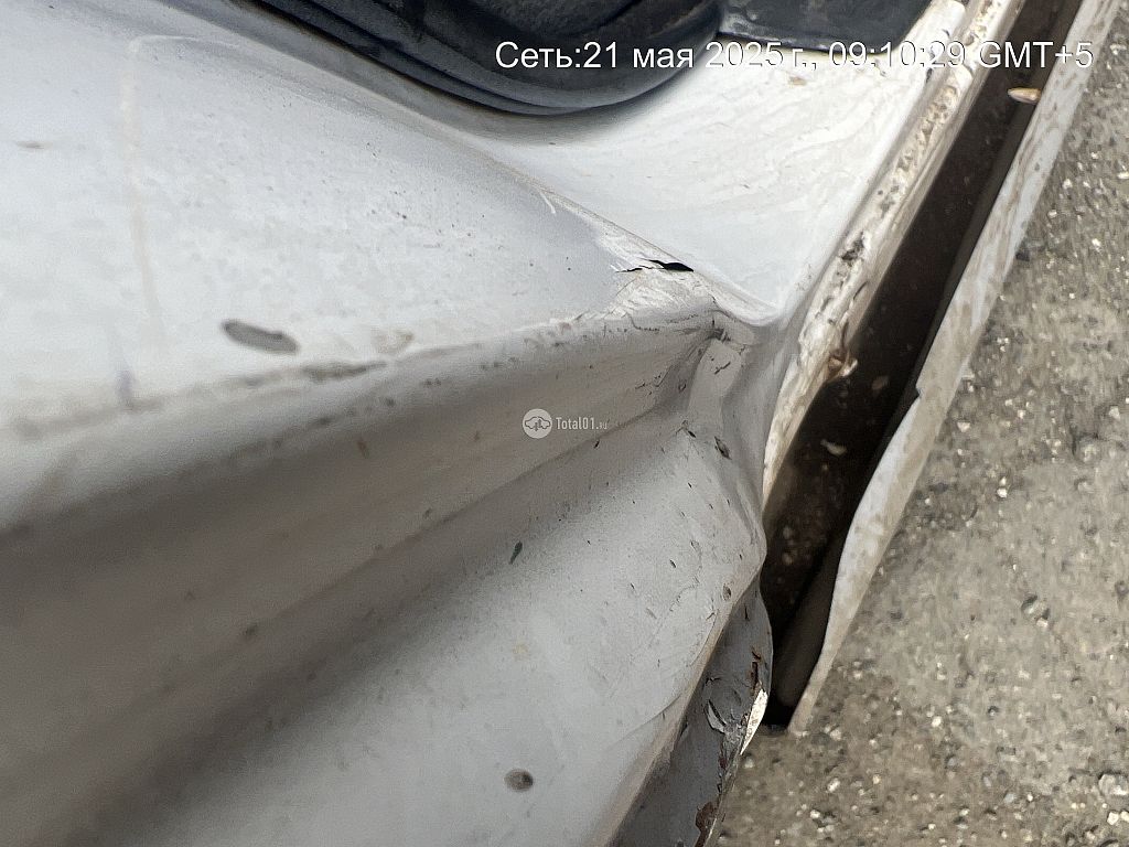 Фото Mitsubishi Diamante 80