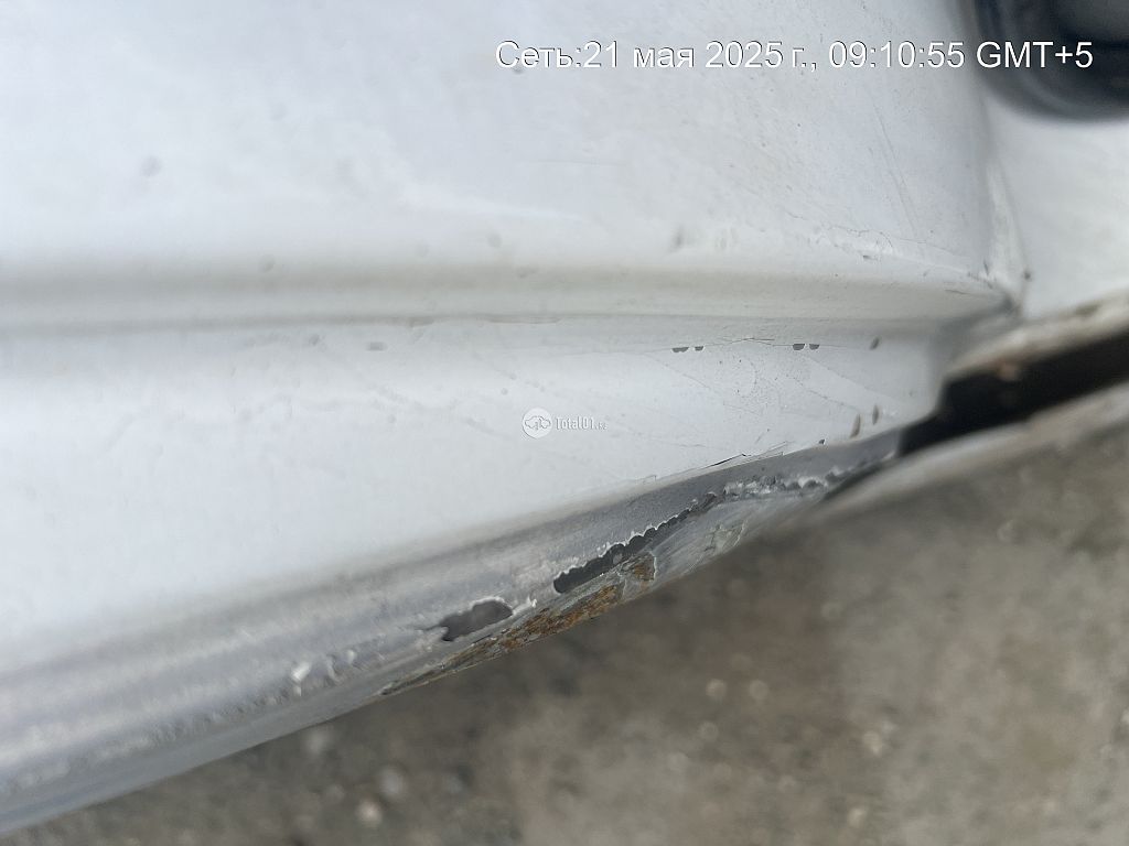 Фото Mitsubishi Diamante 98