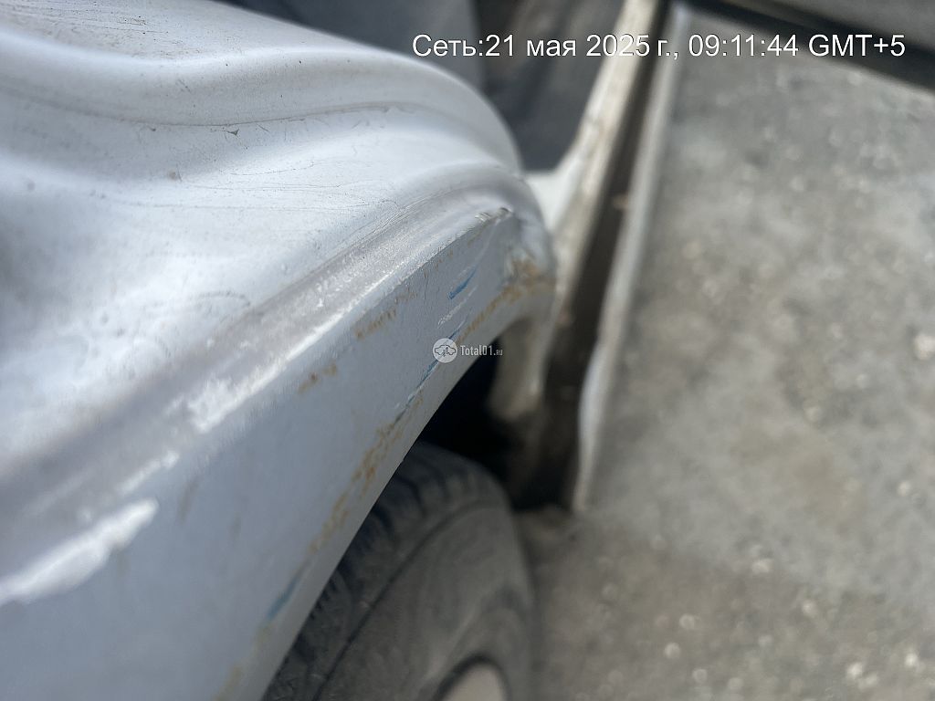 Фото Mitsubishi Diamante 118