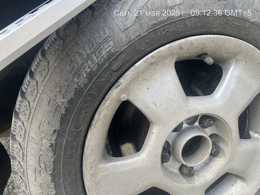 Фото Mitsubishi Diamante 152