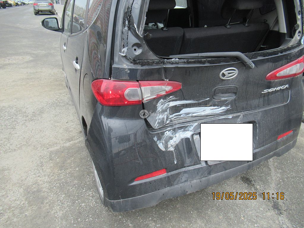 Фото Daihatsu Sonica 18