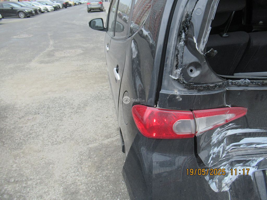 Фото Daihatsu Sonica 54