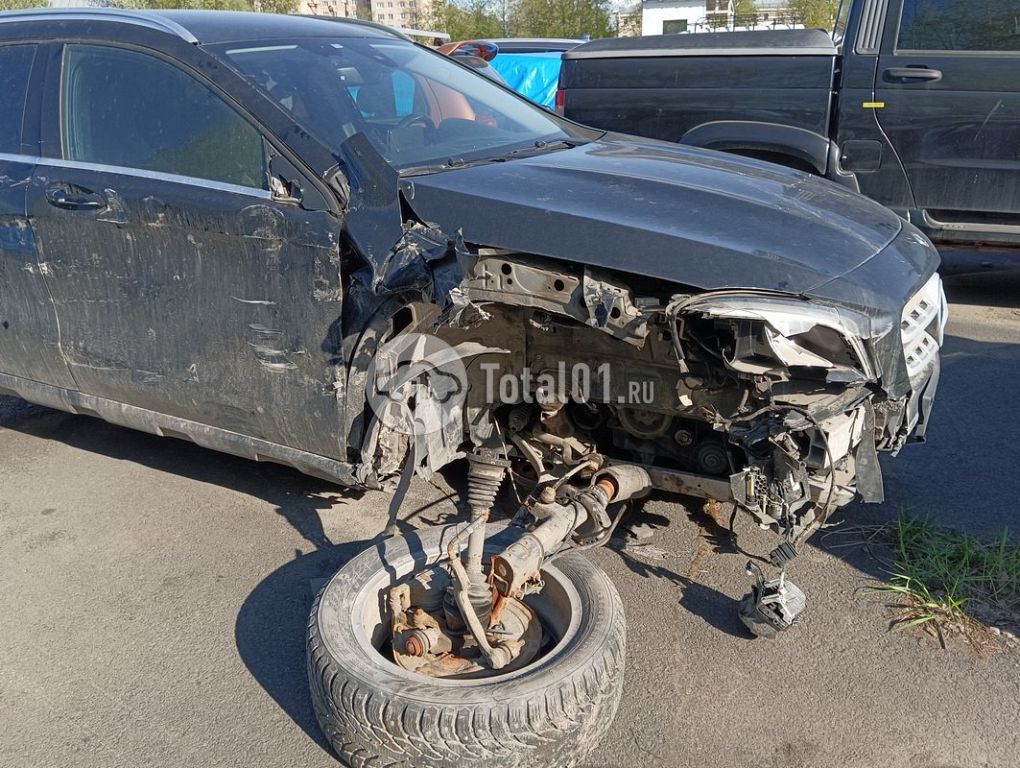 Фото Mercedes-Benz GLA-класс 10