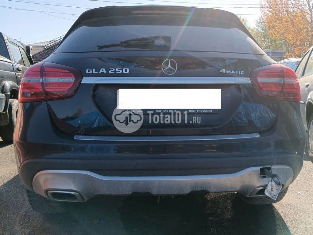 Фото Mercedes-Benz GLA-класс 44