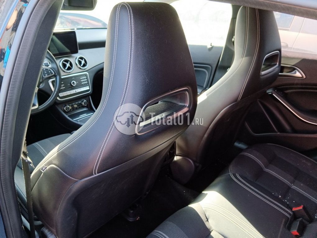 Фото Mercedes-Benz GLA-класс 96