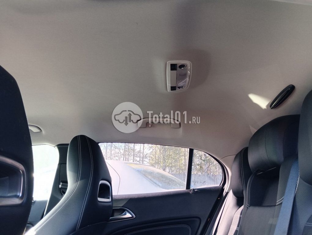 Фото Mercedes-Benz GLA-класс 102
