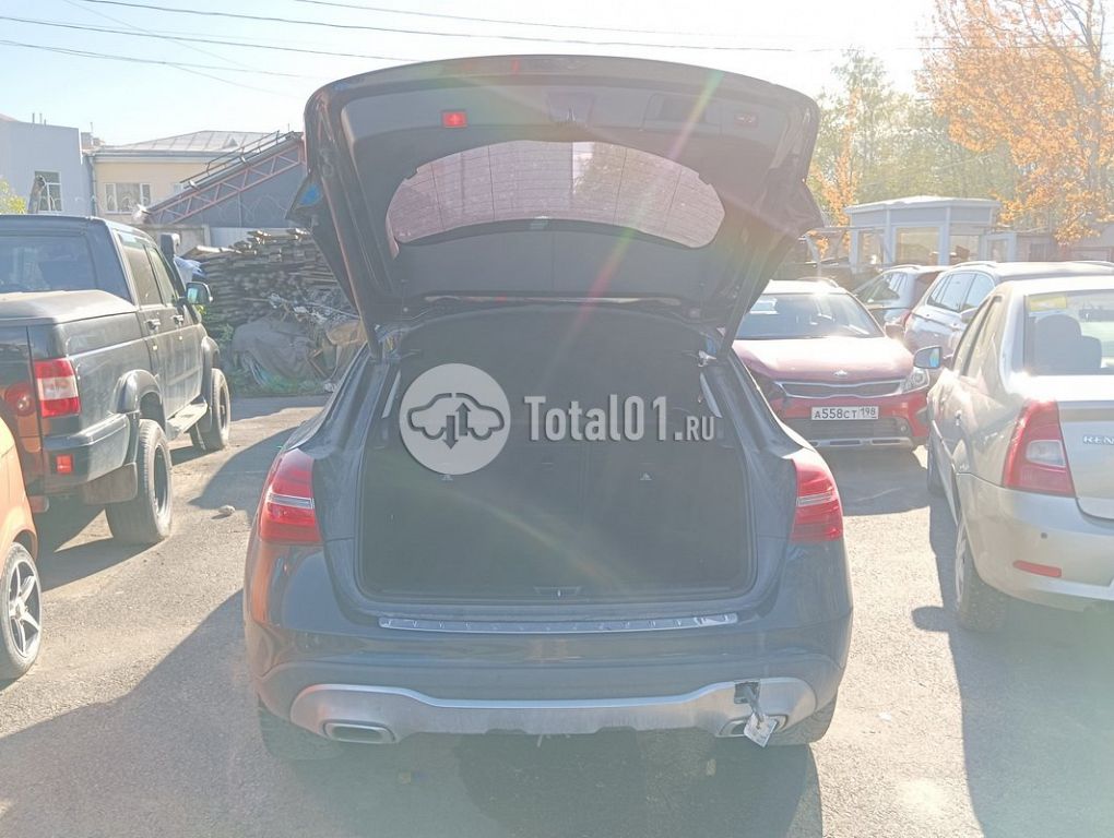 Фото Mercedes-Benz GLA-класс 106