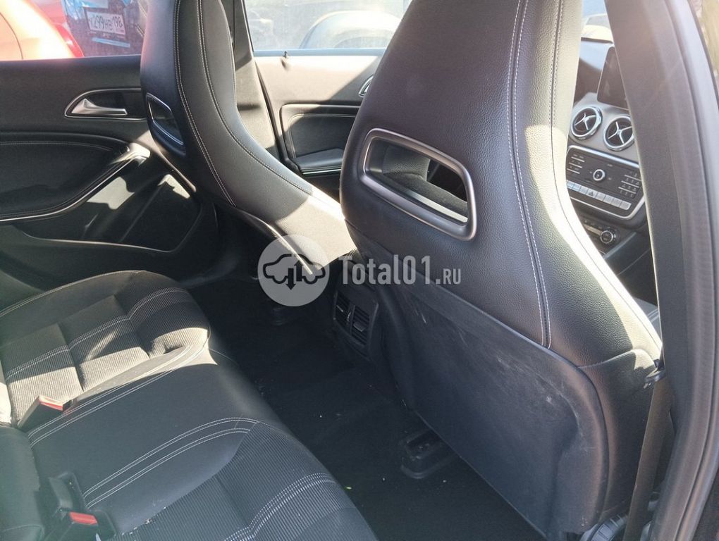 Фото Mercedes-Benz GLA-класс 122