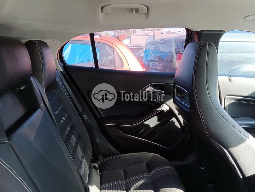 Фото Mercedes-Benz GLA-класс 126