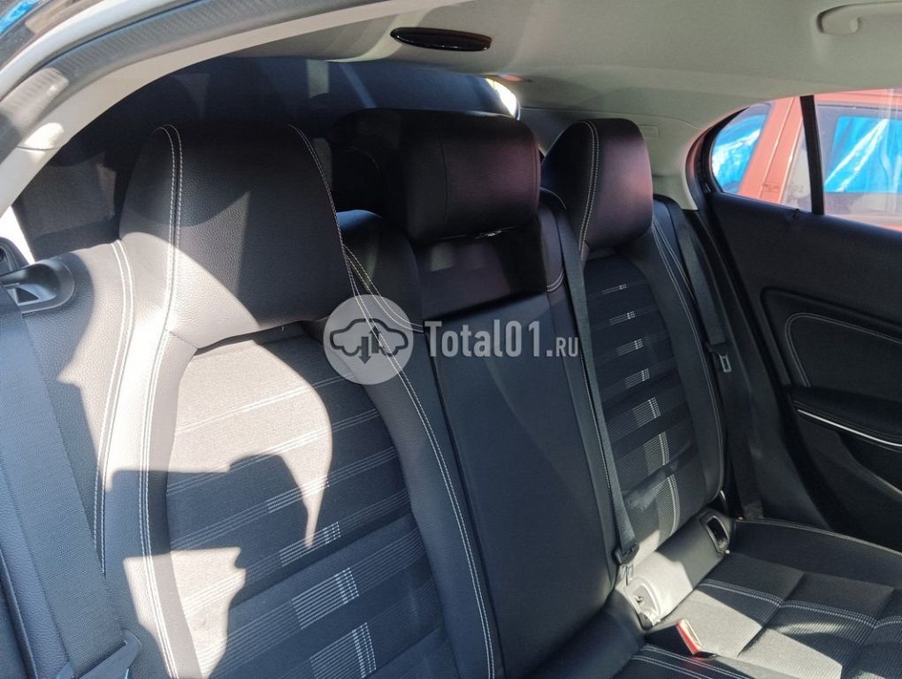 Фото Mercedes-Benz GLA-класс 130