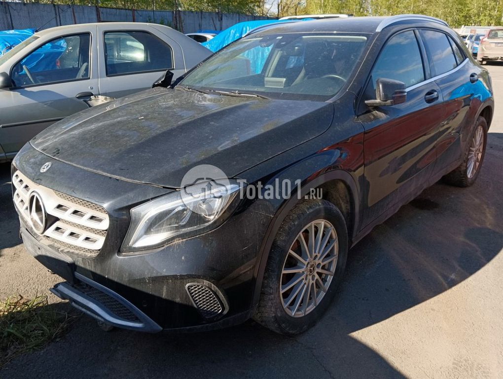 Фото Mercedes-Benz GLA-класс 134
