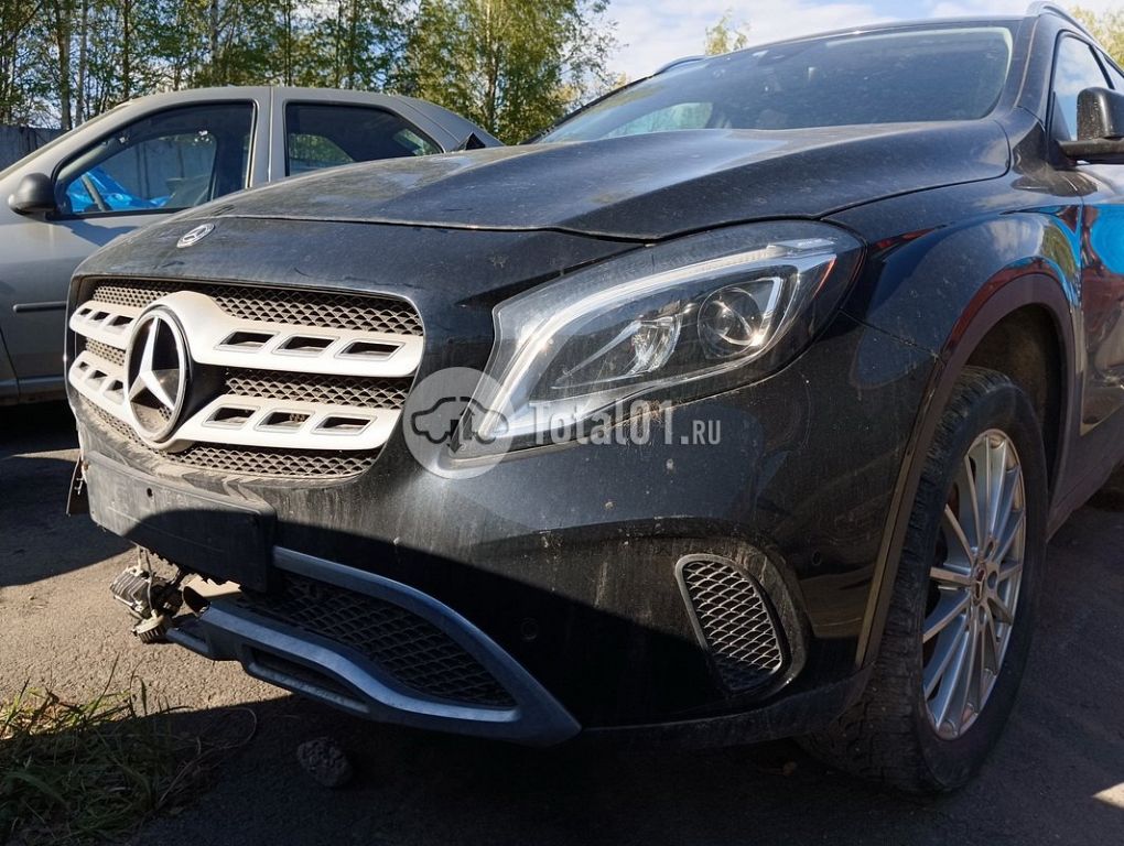 Фото Mercedes-Benz GLA-класс 156