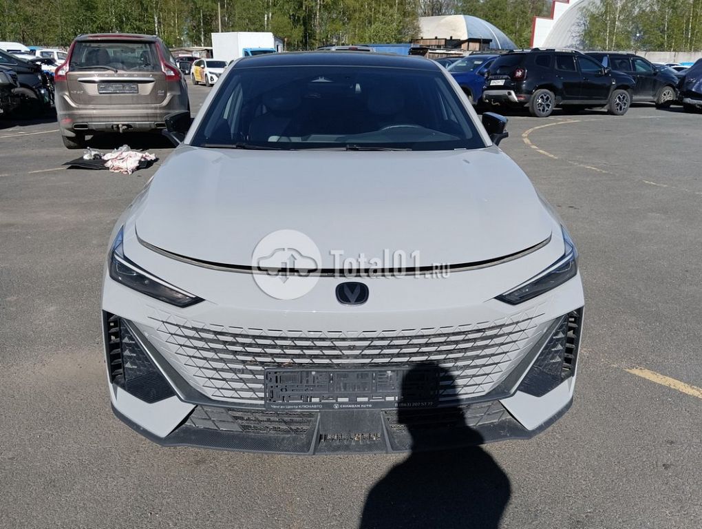 Фото Changan UNI-V 4