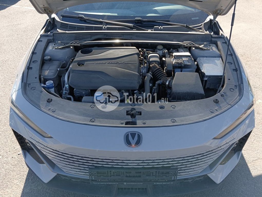 Фото Changan UNI-V 60