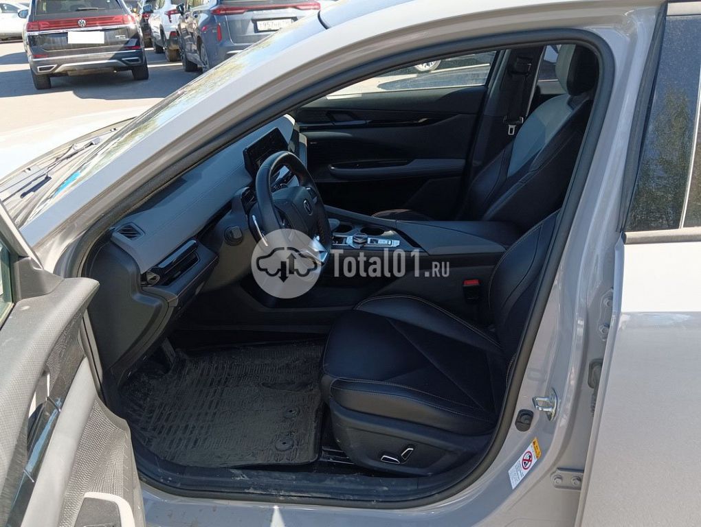 Фото Changan UNI-V 72